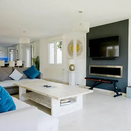 Apartment Fantastic Townhouse/ 4bed/4bath/ Puerto Banus *