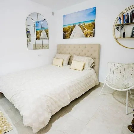 Fantastic Townhouse/ 4bed/4bath/ Puerto Banus Apartment