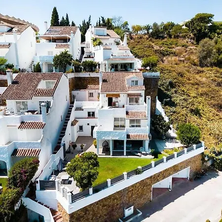 Fantastic Townhouse/ 4bed/4bath/ Puerto Banus